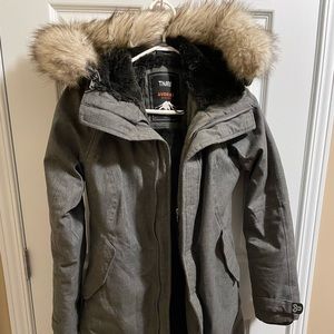 TNA Parka, great condition